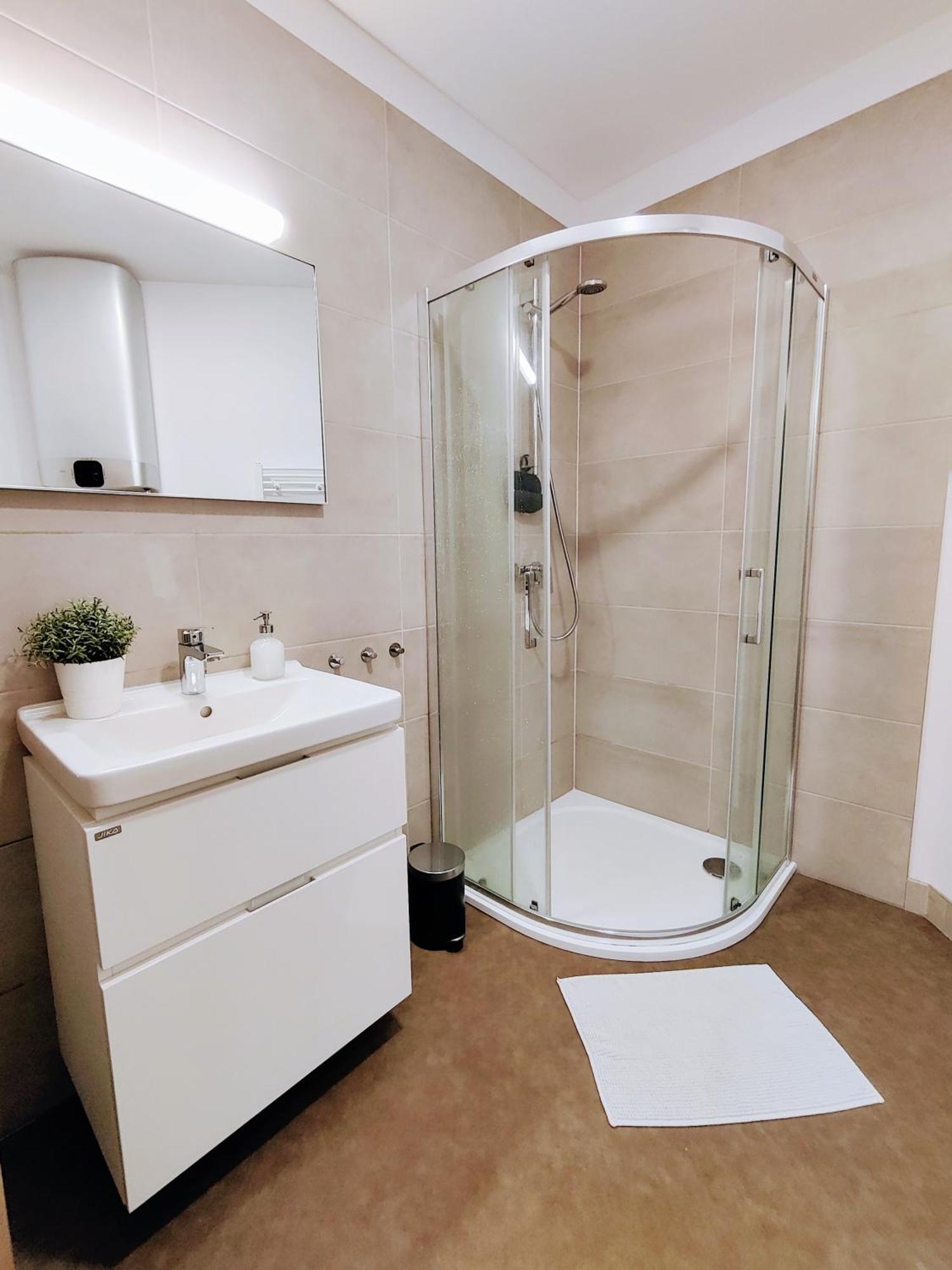 Ferienwohnung Kralova Vysina Ústí nad Labem Exterior foto